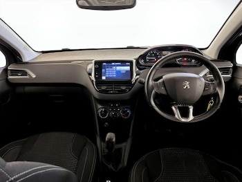 Used Peugeot 208 2017 for sale - 76979493: Photo