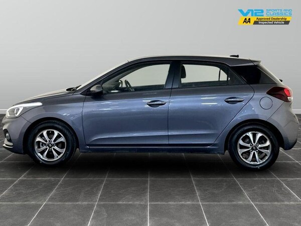 Used Hyundai i20 2018 for sale - 76131314: Photo 7