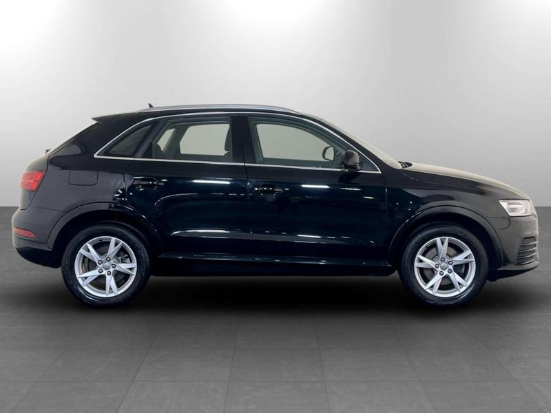 Used Audi Q3 2018 for sale - 77176347: Photo 11