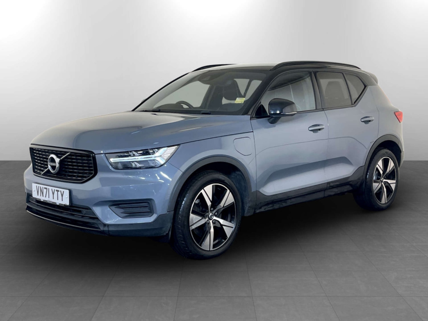 Used Volvo XC40 2021 for sale - 77490231: Photo 6