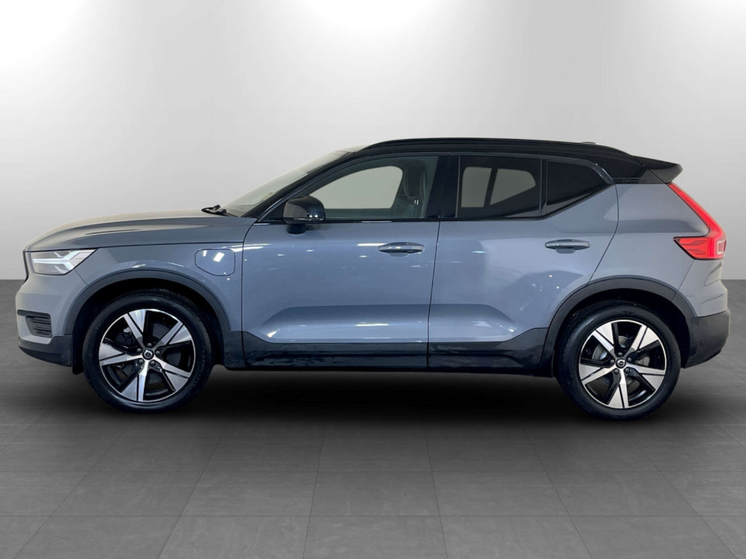Used Volvo XC40 2021 for sale - 77490231: Photo 7