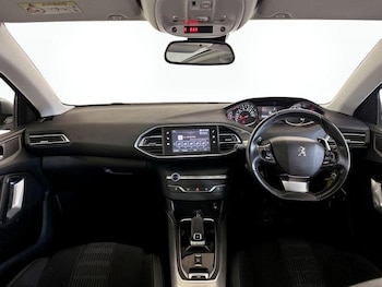 Used Peugeot 308 2018 for sale - 75712259: Photo