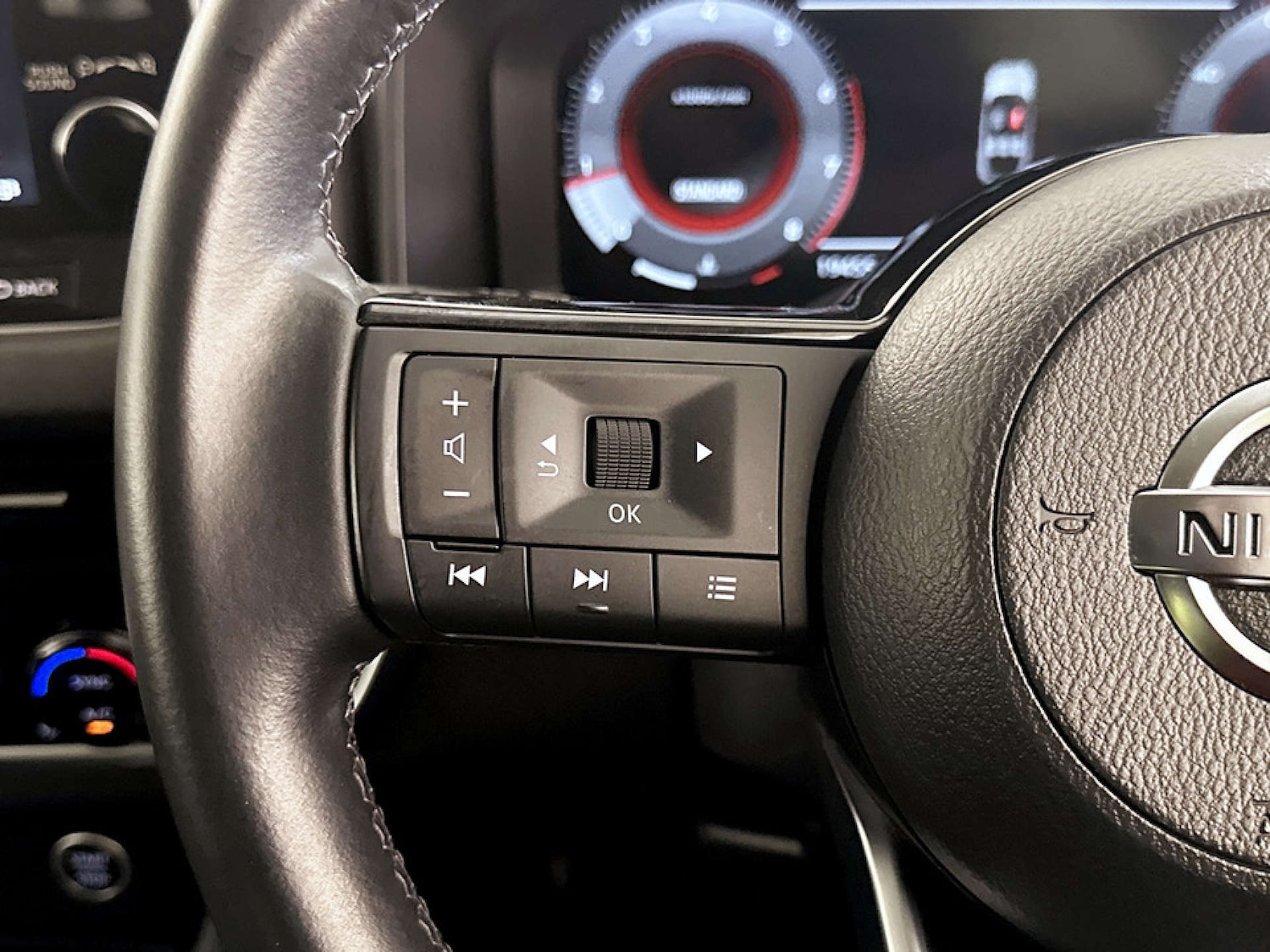 Used Nissan Qashqai 2021 for sale - 77299420: Photo 17