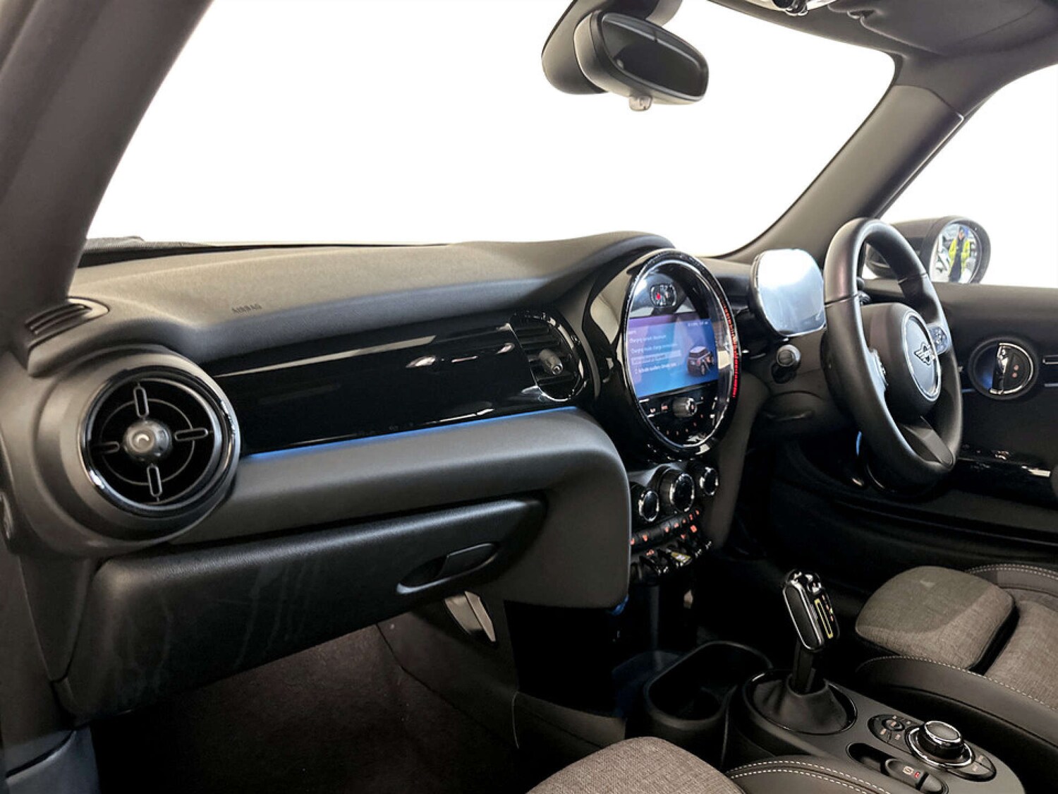 Used MINI Hatch 2023 for sale - 77567805: Photo 11