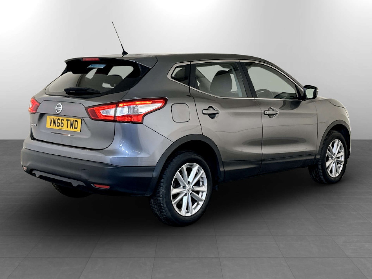 Used Nissan Qashqai 2016 for sale - 77735057: Photo 10