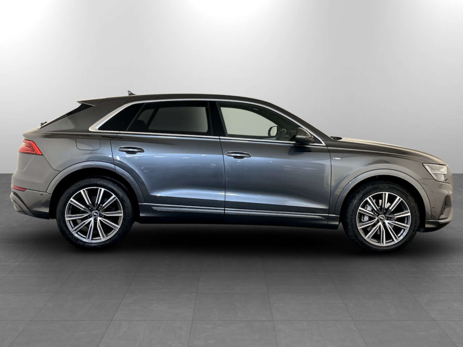 Used Audi Q8 2021 for sale - 77185472: Photo 11
