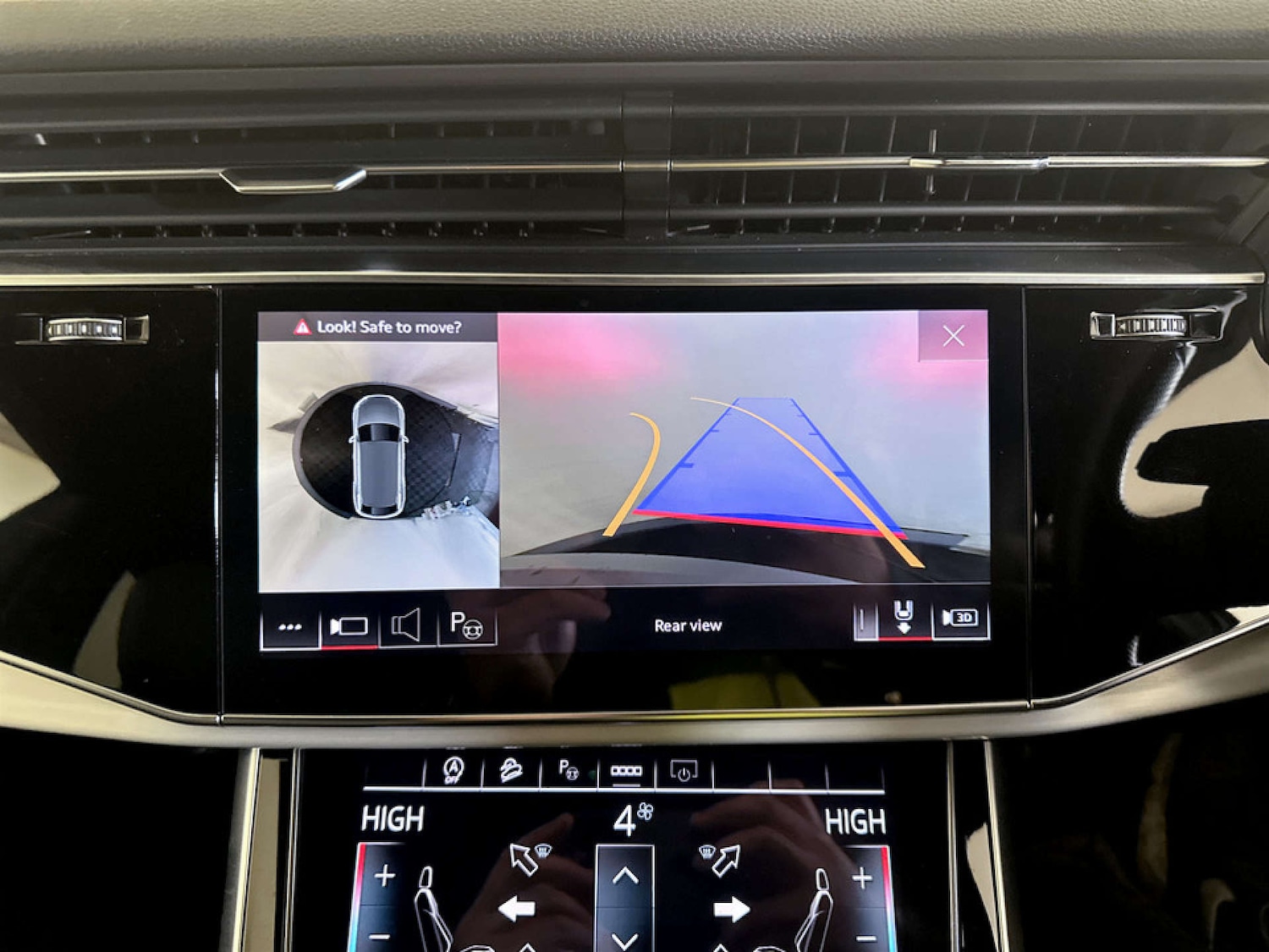 Used Audi Q8 2021 for sale - 77185472: Photo 21