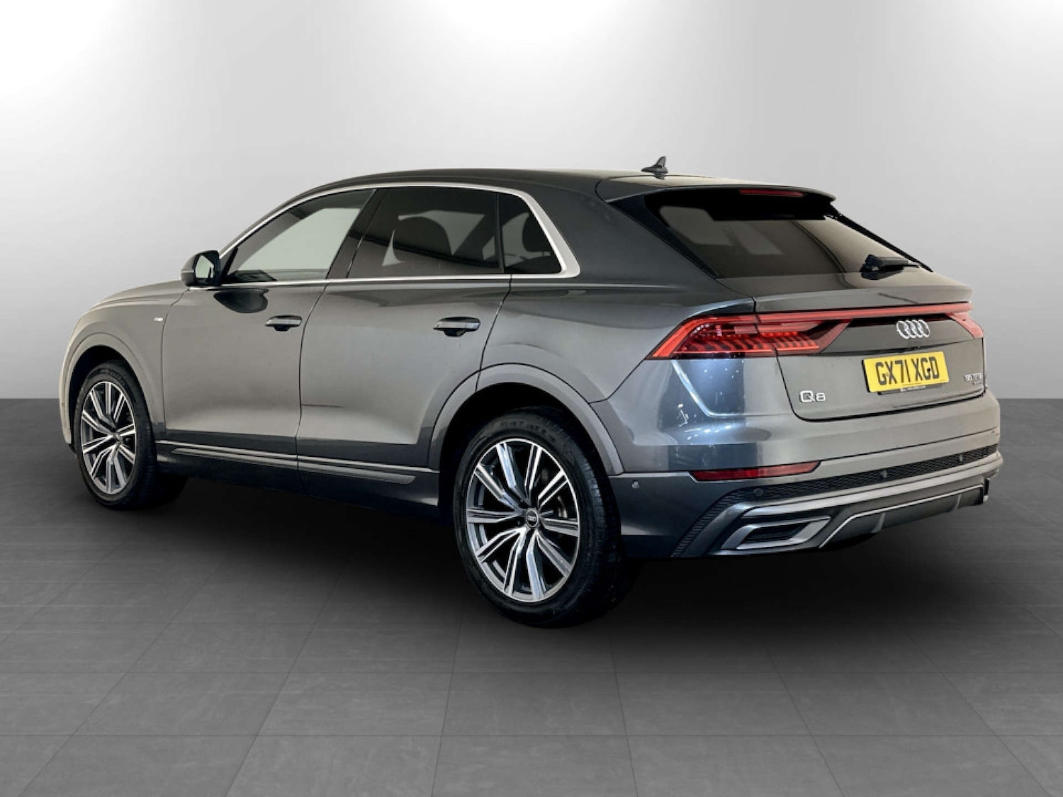 Used Audi Q8 2021 for sale - 77185472: Photo 8