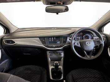Used Vauxhall Astra 2017 for sale - 75969398: Photo