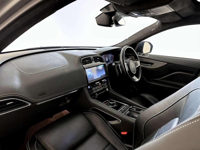 Used Jaguar F-Pace 2020 for sale - 76862331: Photo 12