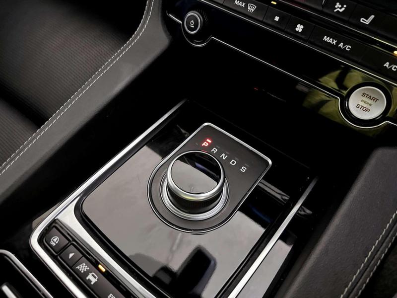 Used Jaguar F-Pace 2020 for sale - 76862331: Photo 26