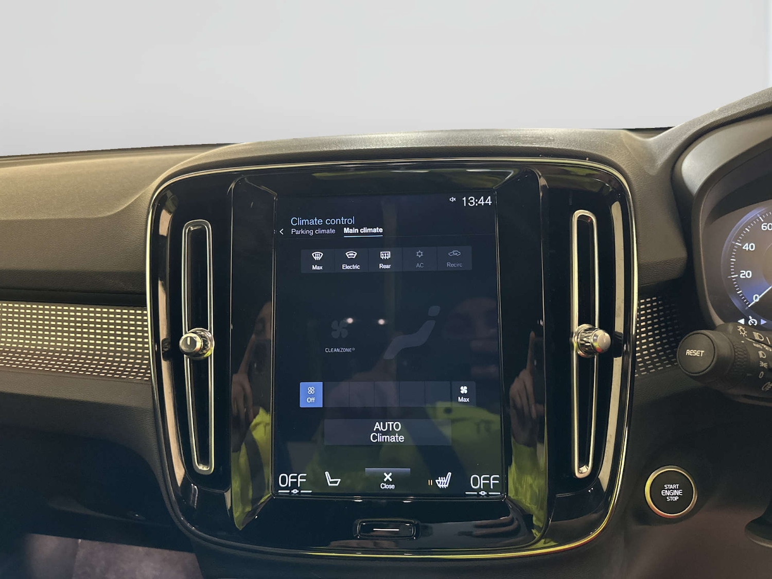 Used Volvo XC40 2020 for sale - 78094467: Photo 24