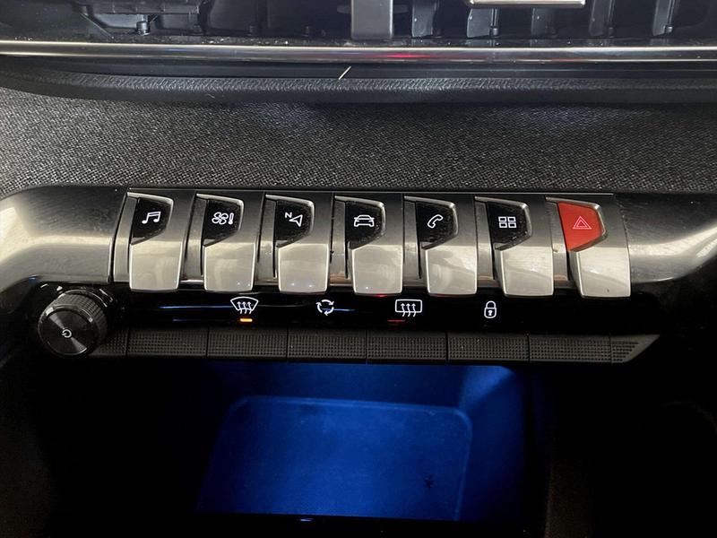 Used Peugeot 3008 2020 for sale - 77157299: Photo 23