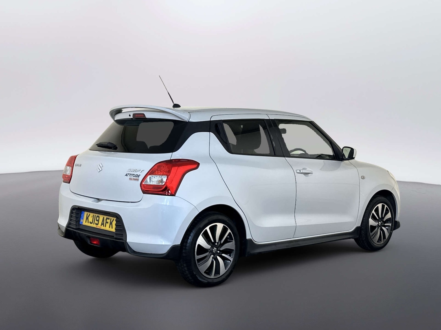 Used Suzuki Swift 2019 for sale - 77963177: Photo 10
