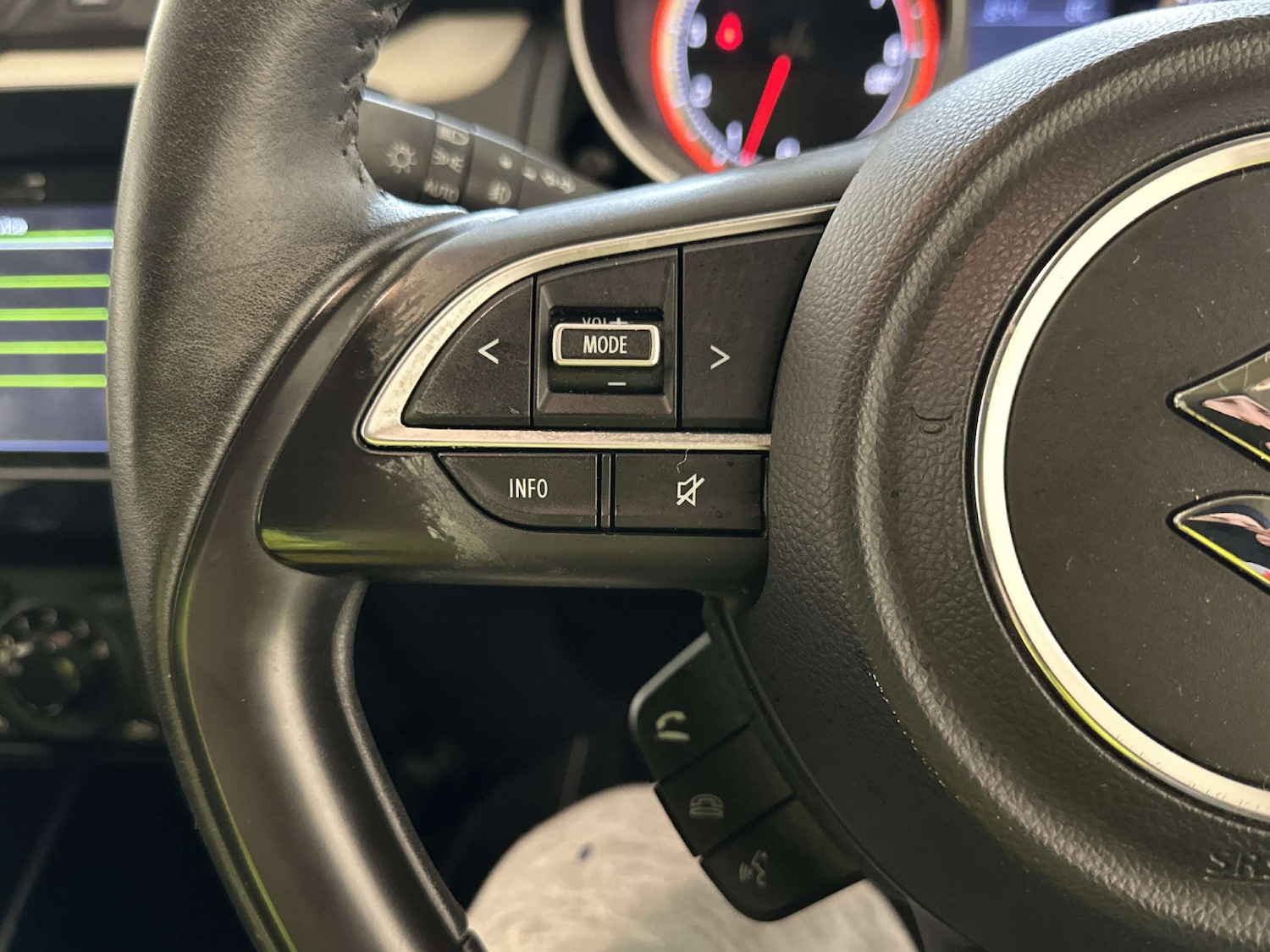 Used Suzuki Swift 2019 for sale - 77963177: Photo 17