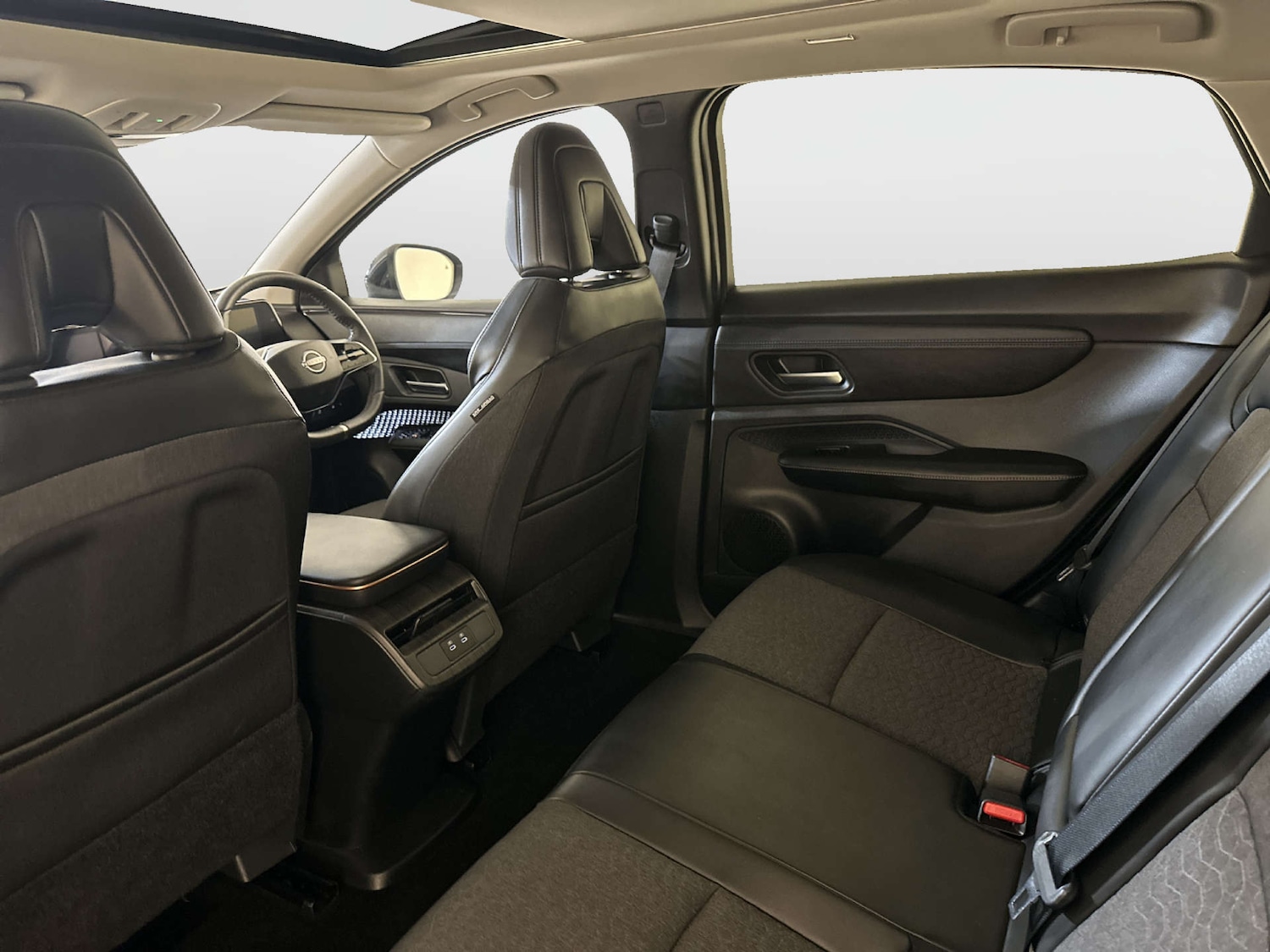 Used Nissan ARIYA 2025 for sale - 78167914: Photo 14