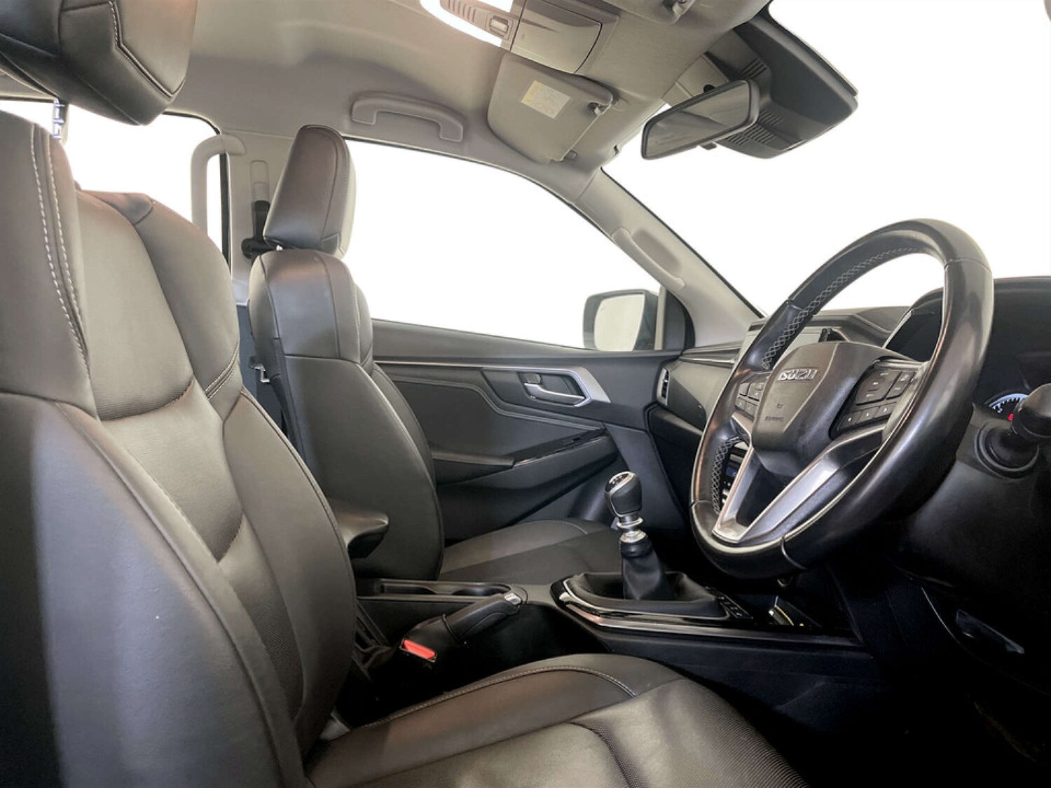 Used Isuzu D-Max 2022 for sale - 77408959: Photo 13