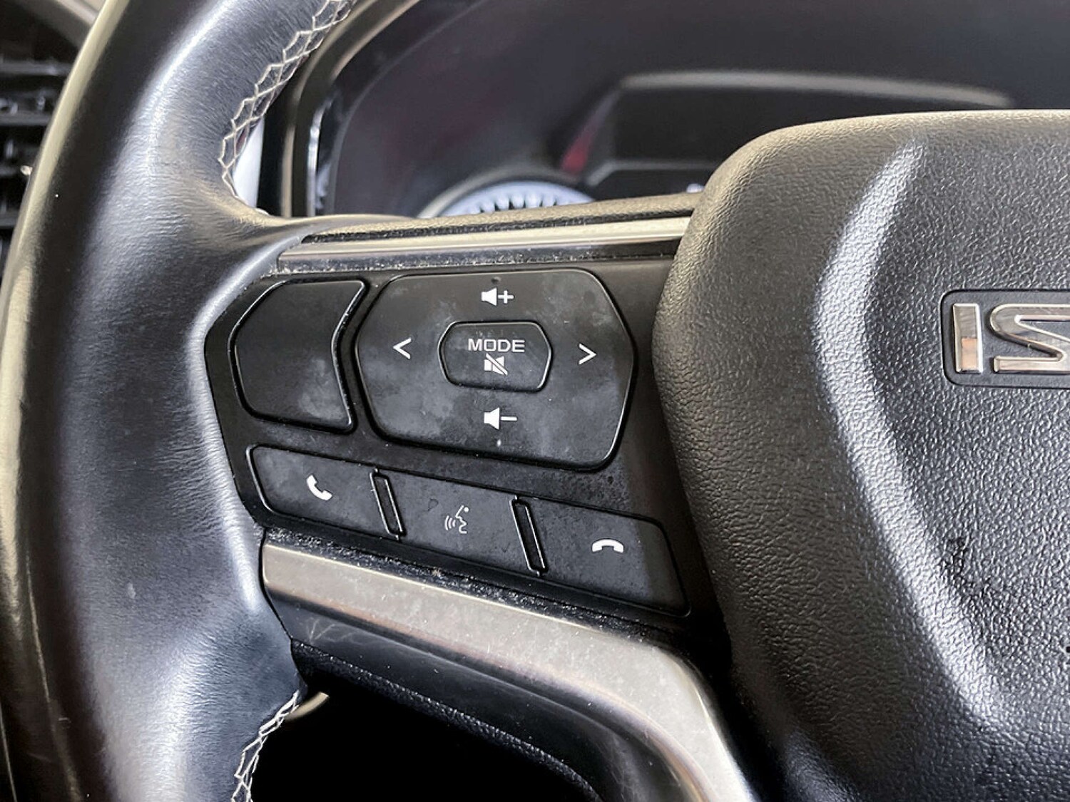 Used Isuzu D-Max 2022 for sale - 77408959: Photo 18