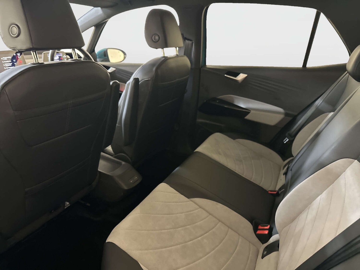 Used Volkswagen ID.3 2023 for sale - 77915396: Photo 14