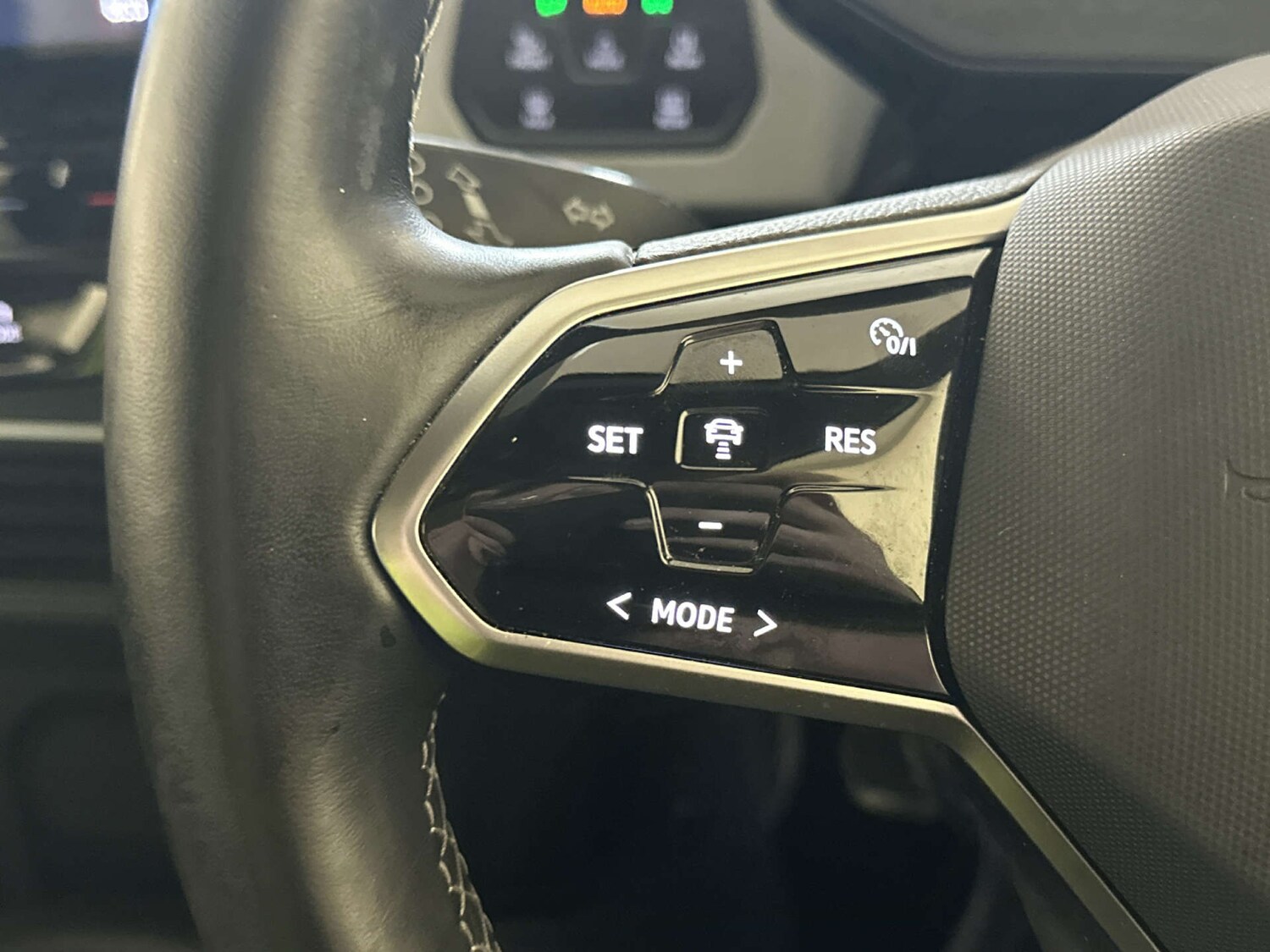 Used Volkswagen ID.3 2023 for sale - 77915396: Photo 17