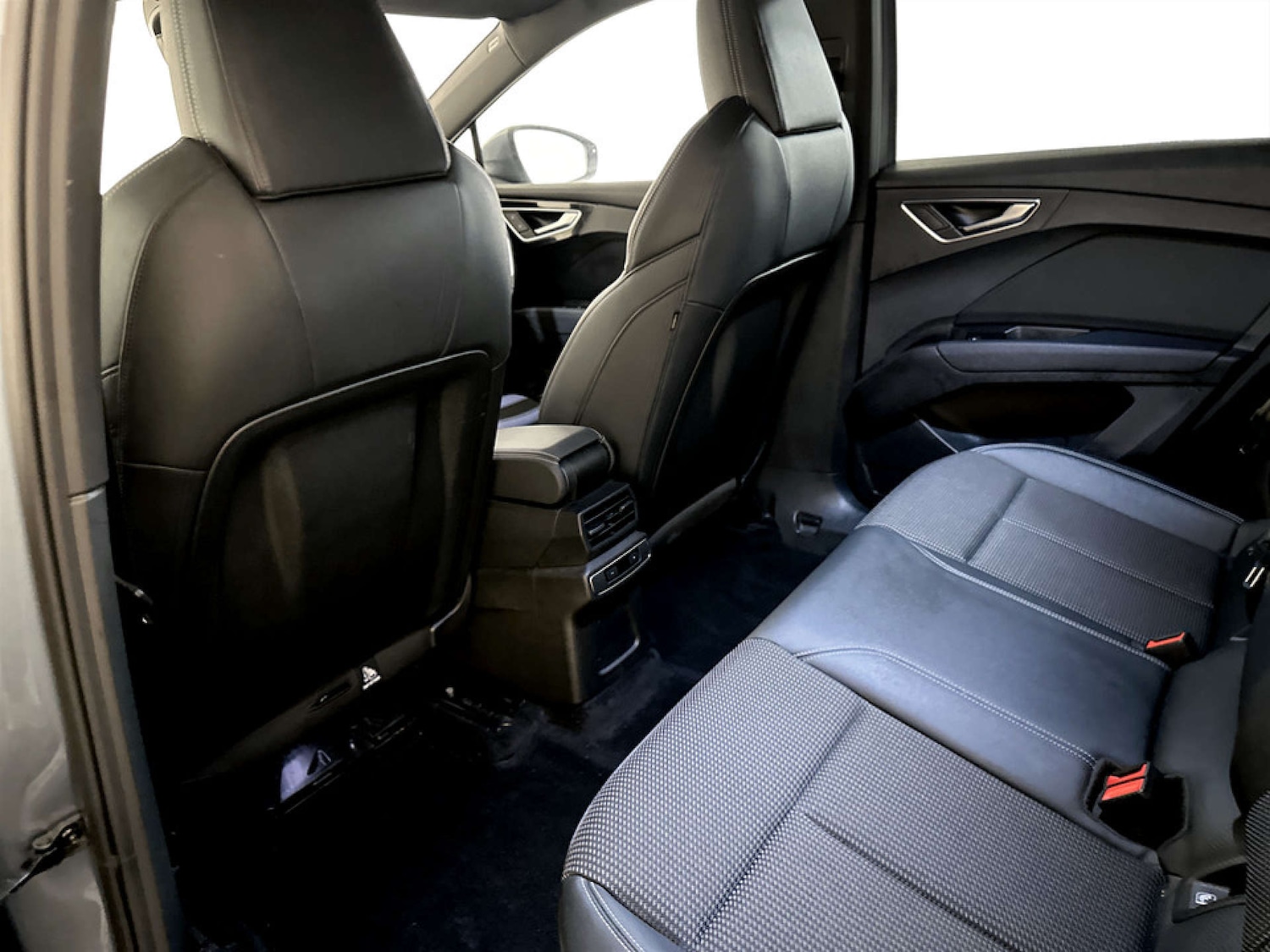 Used Audi Q4 e-tron 2021 for sale - 77406140: Photo 13