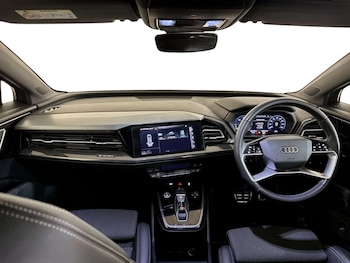 Used Audi Q4 e-tron 2021 for sale - 77406140: Photo