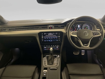 Used Volkswagen Passat 2023 for sale - 78849185: Photo