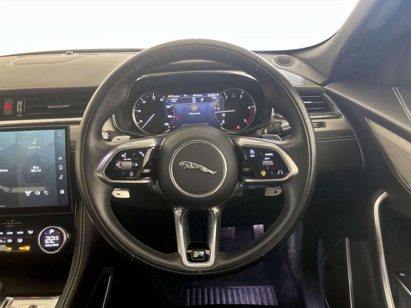 Used Jaguar F-Pace 2021 for sale - 76979494: Photo 17