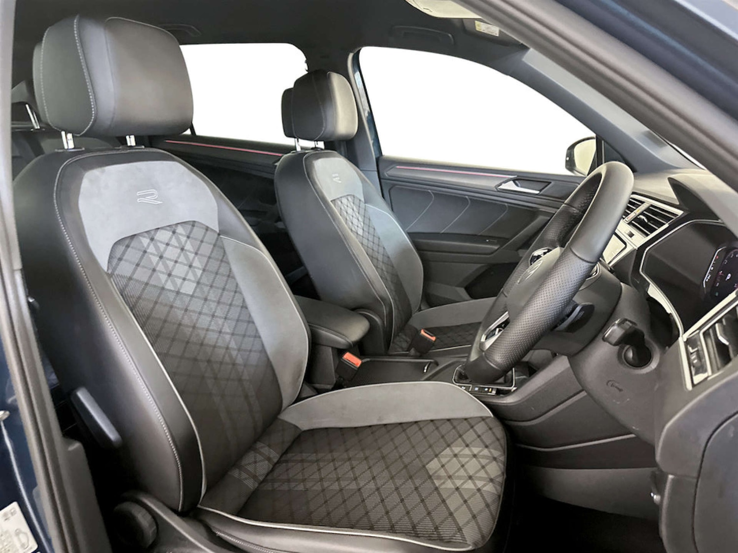 Used Volkswagen Tiguan 2021 for sale - 77639628: Photo 13