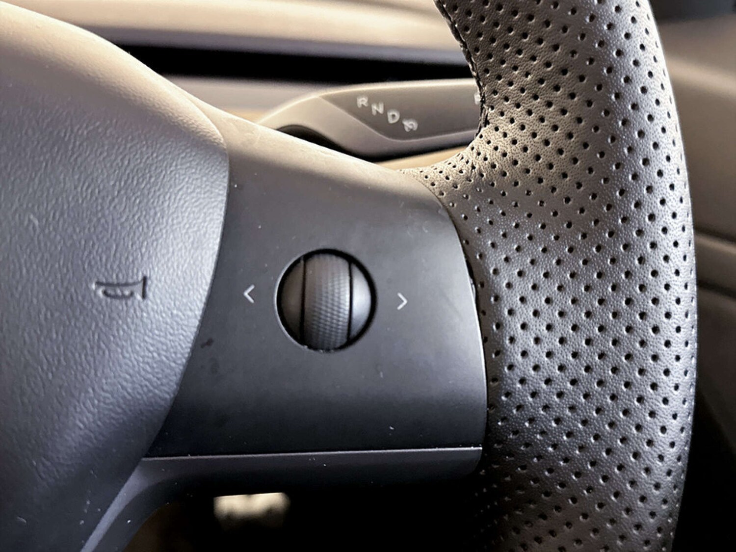 Used Tesla Model 3 2019 for sale - 77490211: Photo 18