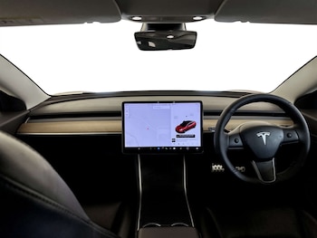 Used Tesla Model 3 2019 for sale - 77490211: Photo