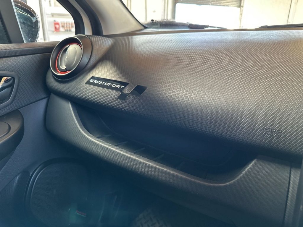 Used Renault Clio 2014 for sale - 77422528: Photo 24