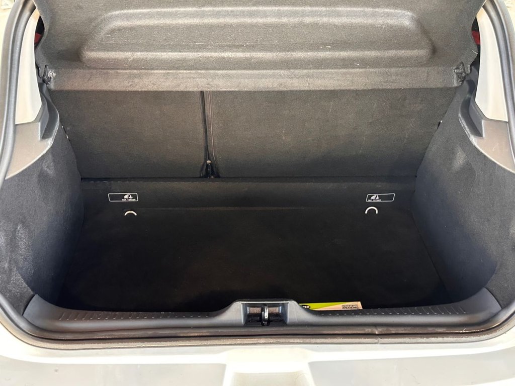 Used Renault Clio 2014 for sale - 77422528: Photo 28