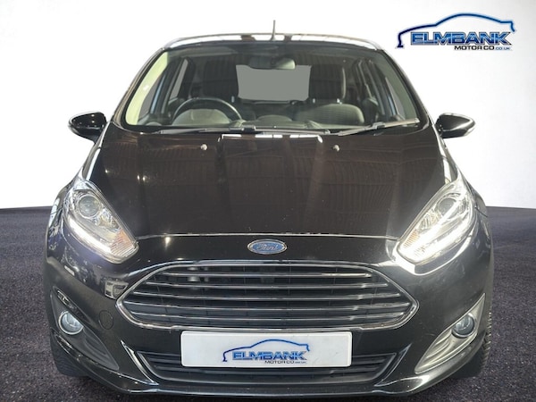 Used Ford Fiesta 2015 for sale - 76223500: Photo 2