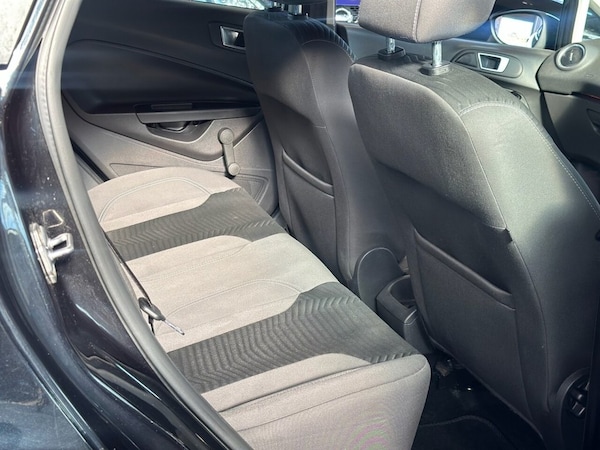 Used Ford Fiesta 2015 for sale - 76223500: Photo 33