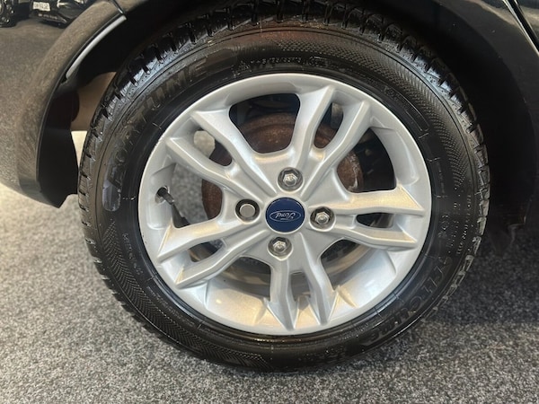 Used Ford Fiesta 2015 for sale - 76223500: Photo 42