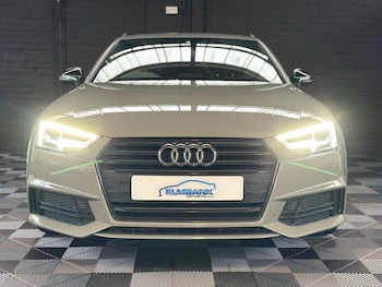 Used Audi A4 2018 for sale - 77534815: Photo