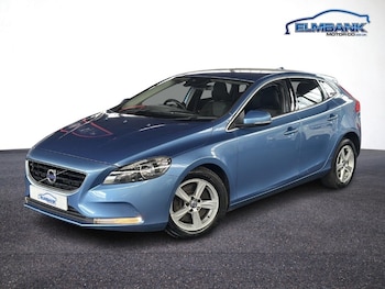 Used Volvo V40 2016 for sale - 75487284: Photo