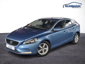 Used Volvo V40 2016 for sale - 75487284: Photo