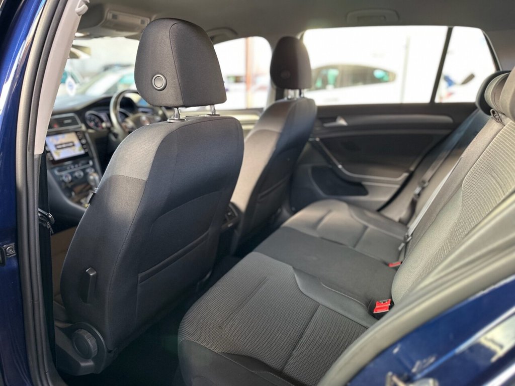 Used Volkswagen Golf 2017 for sale - 76632330: Photo 25