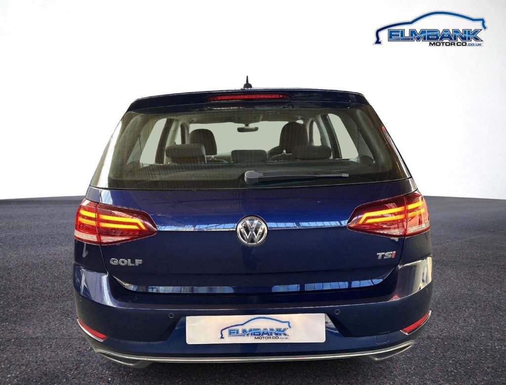 Used Volkswagen Golf 2017 for sale - 76632330: Photo 9