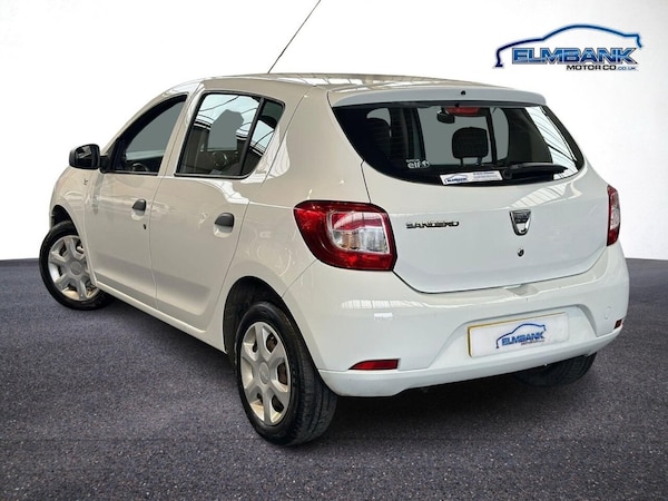 Used Dacia Sandero 2015 for sale - 76274054: Photo 11