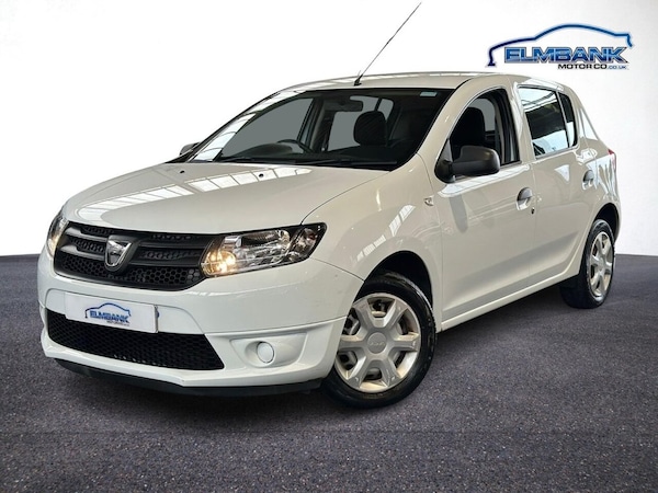Used Dacia Sandero 2015 for sale - 76274054: Photo 1