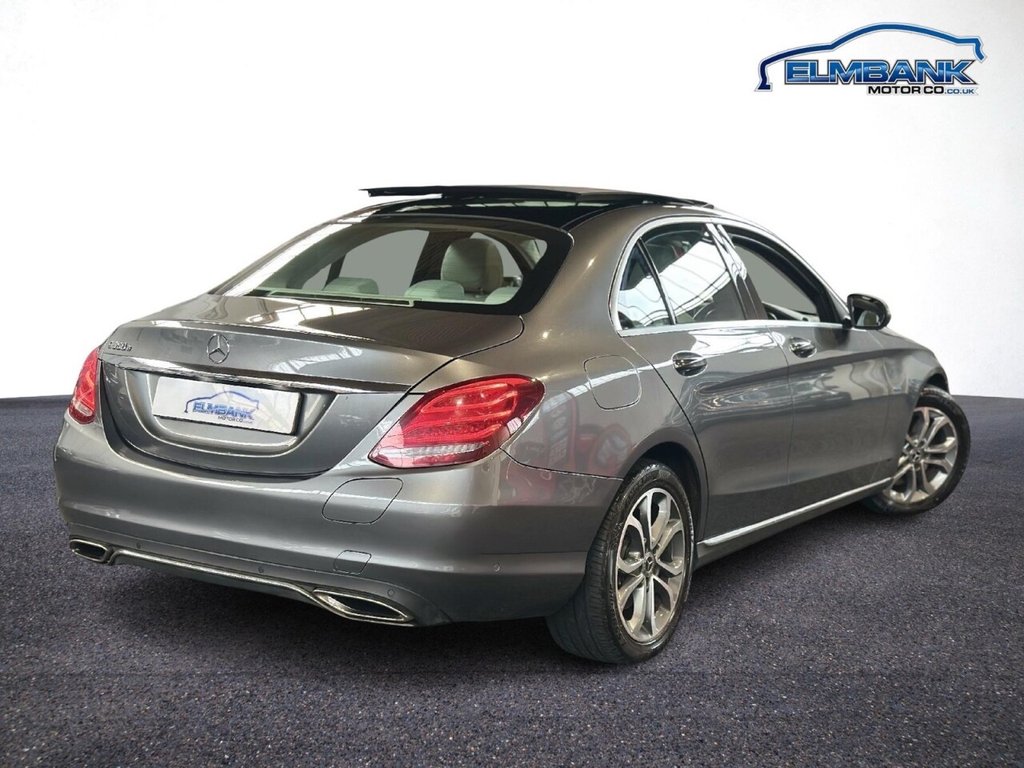 Used Mercedes-Benz C Class 2017 for sale - 76768575: Photo 11