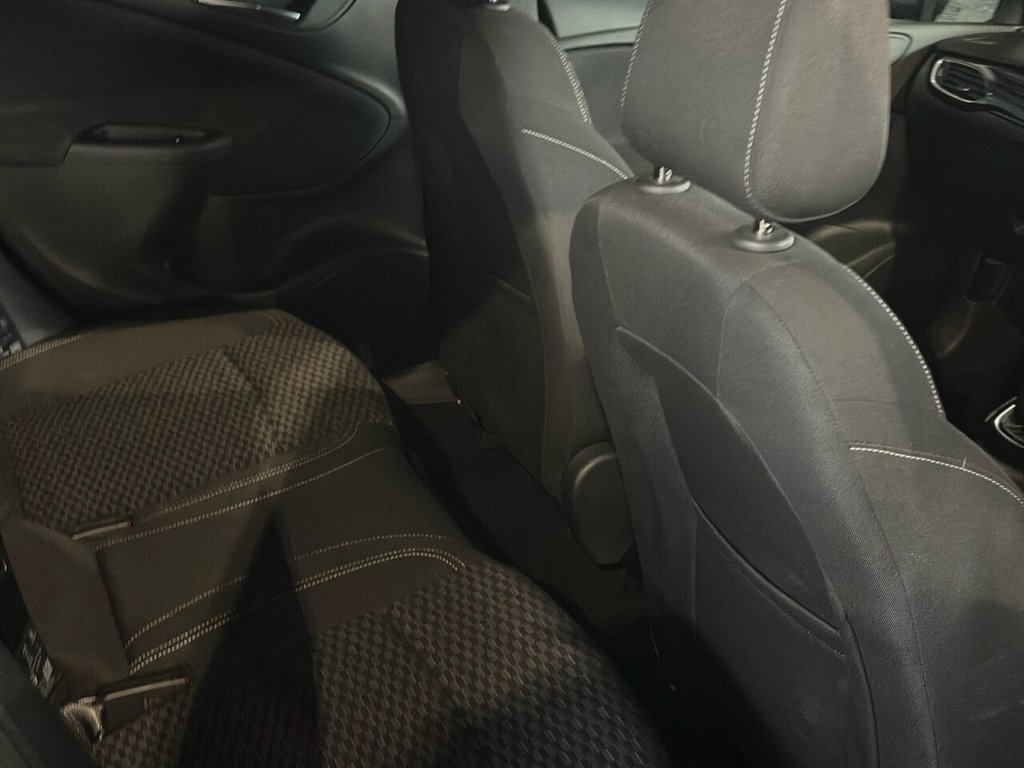 Used Vauxhall Astra 2017 for sale - 77341403: Photo 24