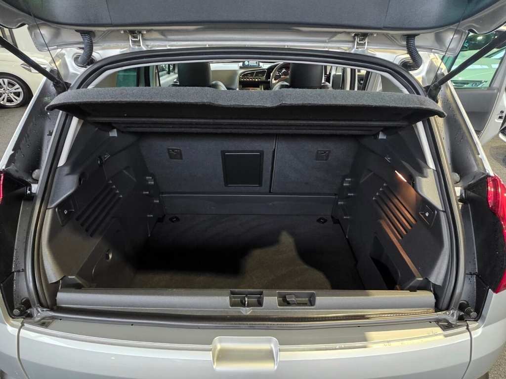 Used Peugeot 3008 2015 for sale - 76047831: Photo 32