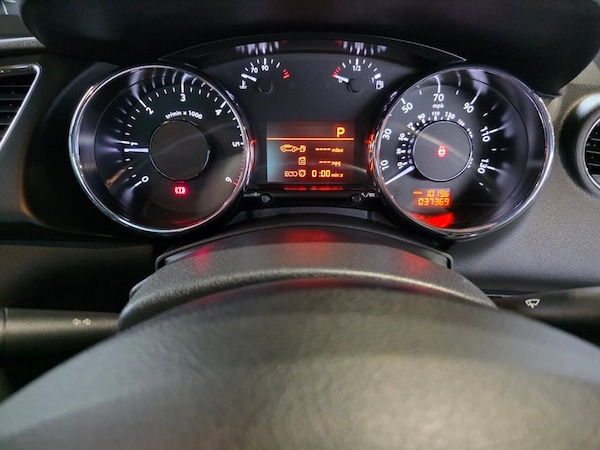 Used Peugeot 3008 2015 for sale - 76047831: Photo 46