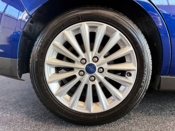 Used Ford C-Max 2017 for sale - 75630338: Photo 22