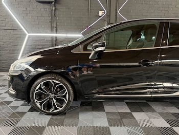 Used Renault Clio 2019 for sale - 79072302: Photo