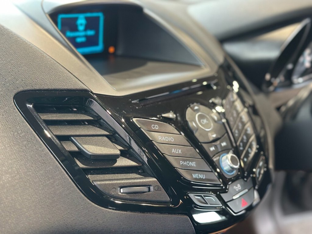 Used Ford Fiesta 2015 for sale - 76604476: Photo 23